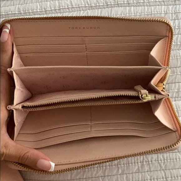 Tory Burch Wallet - Picture 2 of 4